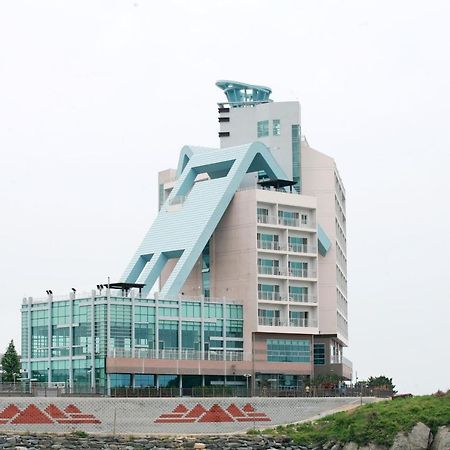 Mohang Haenaru Family Hotel Buan Exterior foto