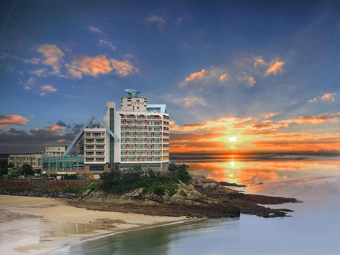 Mohang Haenaru Family Hotel Buan Exterior foto