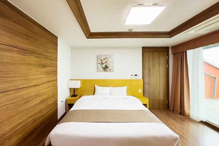 Mohang Haenaru Family Hotel Buan Cameră foto