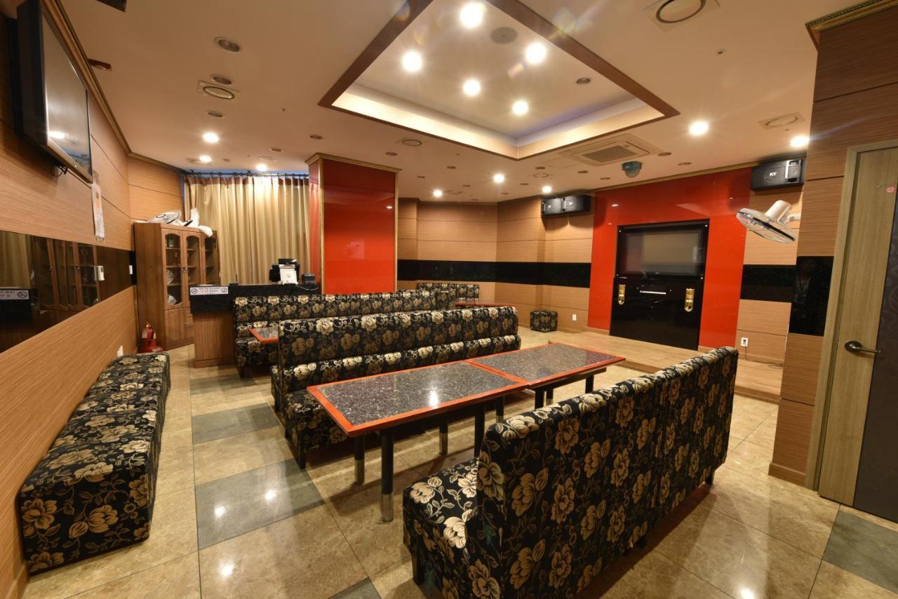 Mohang Haenaru Family Hotel Buan Exterior foto